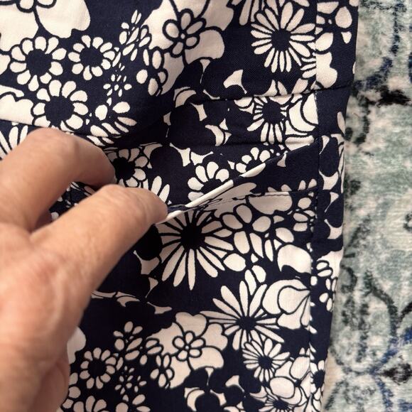 Kim Rogers Blue Floral Cropped Tummy Control Capri Pants Women's Size 14 EUC - Picture 5 of 8